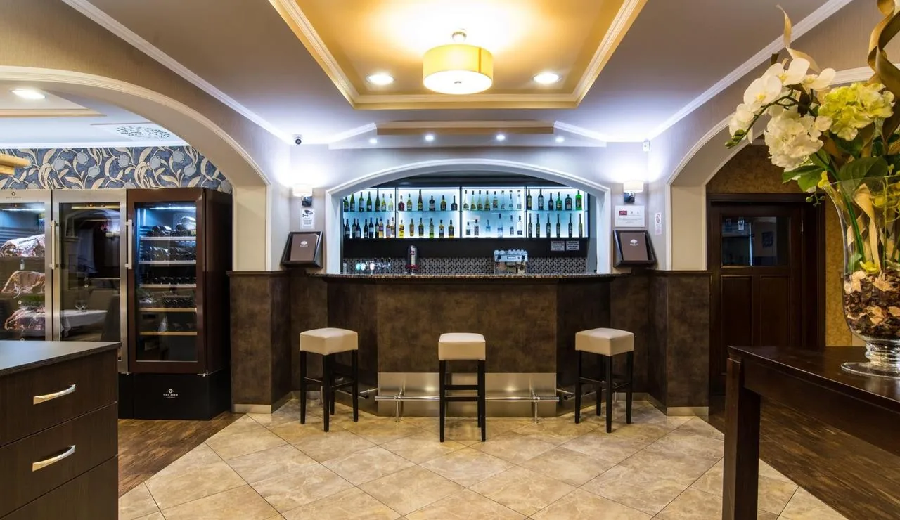 Bar reštaurácie CORVIN